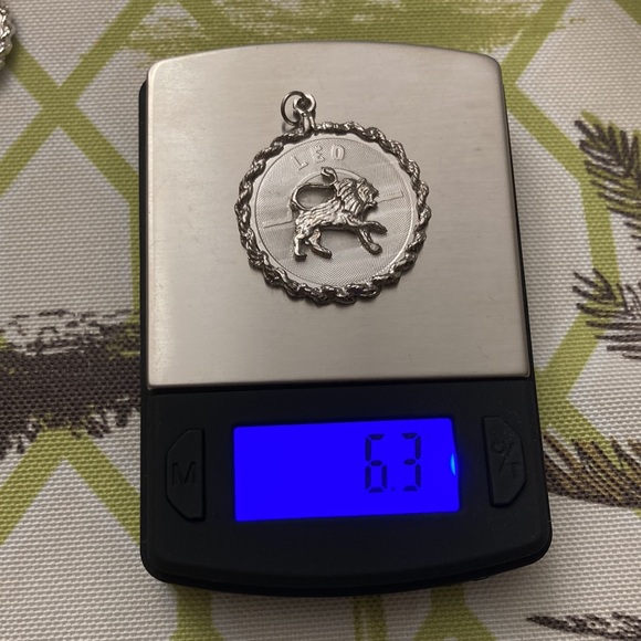 Sterling Vintage Birthstone Medals.  Aquarius/Leo /Scorpio - Picture 7 of 9